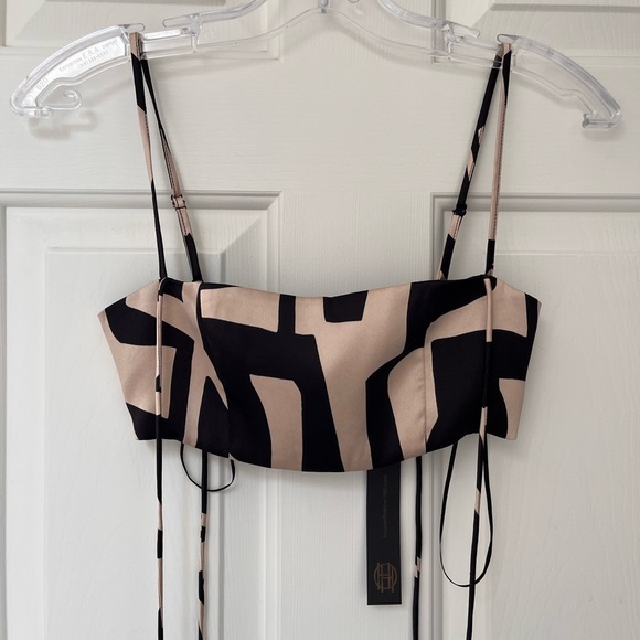 NWT House of Harlow 1960 Printed Tie-Strap Crop Top XS - Picture 2 of 11